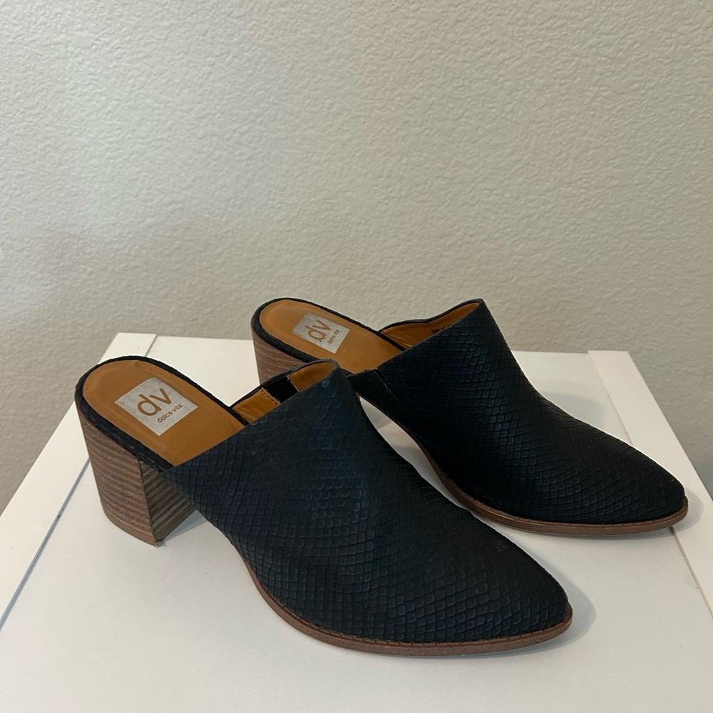 DV by Dolce Vita Textured Black Mules